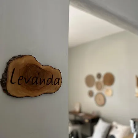 Levanda * Taktikoupoli