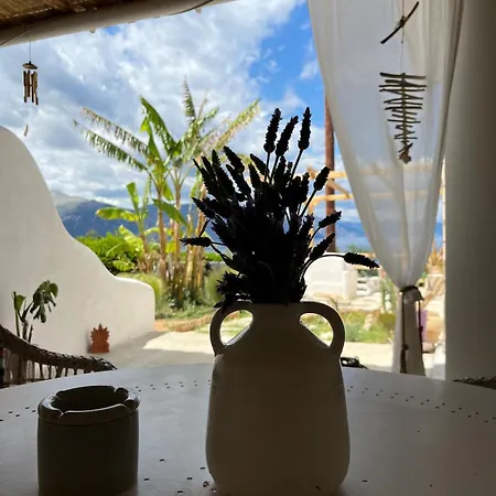 Levanda Taktikoupoli